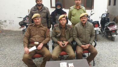 Photo of Srinagar Police arrests two drug peddlers, contraband substance recovered