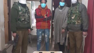 Photo of Srinagar Police arrested 02 thieves in SMHS Hospital