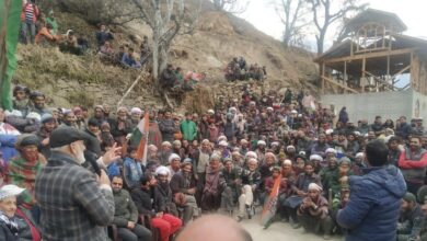 Photo of Poor response from administration add worries in snowbound areas: Saroori