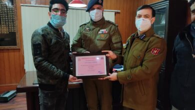 Photo of Awantipora Police felicitates Commercial Pilot