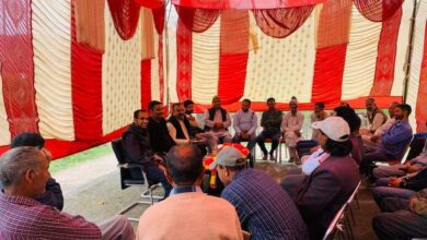 Photo of Vikram Randhawa chairs the meeting of Mera Peeri Mandal level workers