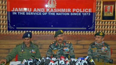 Photo of Working on two-pronged strategy in Kashmir: To prevent local militant recruitment, to curb OGW, Social media network used for radicalization, says GoC 15 Corps D P Pandey