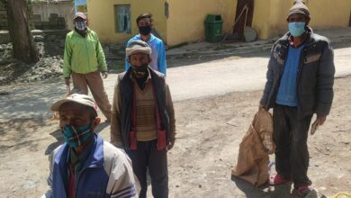 Photo of PMGKAY: 1639 quintals free rice, 579 quintals free wheat distributed among beneficiaries of PHH, AAY categories in Kargil