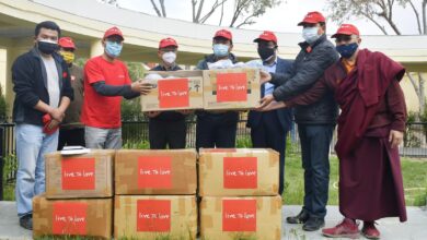 Photo of Live to Love donates 500 Oxygen disposal masks to Covid Hospitals of Leh