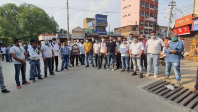 Photo of Udhampur Journalists stage silent protest against “media gag” by District Administration