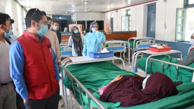 Photo of EC Mohsin takes stock of patient care facilities at District Hospital Kargil