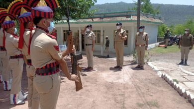 Photo of DIG U-R Range inspected Police Stations