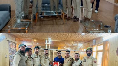 Photo of Police hosts farewell functions for outgoing officers in Pulwama and Shopian