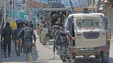 Photo of Two local Lashkar-e-Toiba militants killed in overnight Pampore gunfight