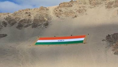 Photo of Khadi pays tribute to Mahatma Gandhi with world’s largest Khadi National Flag displayed at Leh