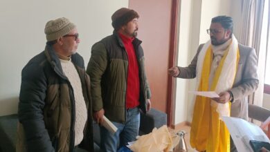 Photo of BDC Chairperson Sodh calls on Commissioner/Secretary UT Ladakh at Kargil