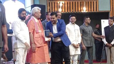 Photo of Vomedh founder Rohit Bhat felicitated by Maharashtra Chief Minister in Srinagar