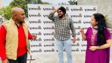 Photo of Vomedh Marks World Theatre Day with Captivating ‘Terrace Theatre’ Performance of ‘Kalesh’