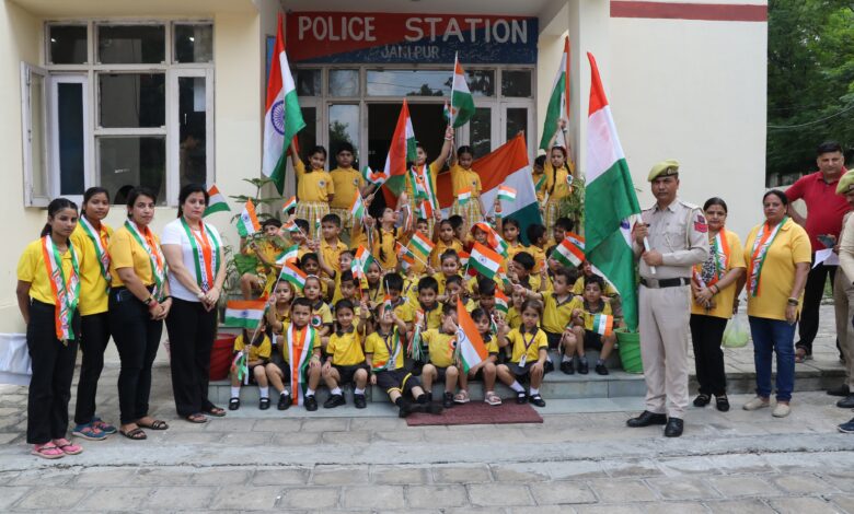 Photo of Tiny Patriots Paint Paloura Green, White, and Orange for India’s 78th Independence Day